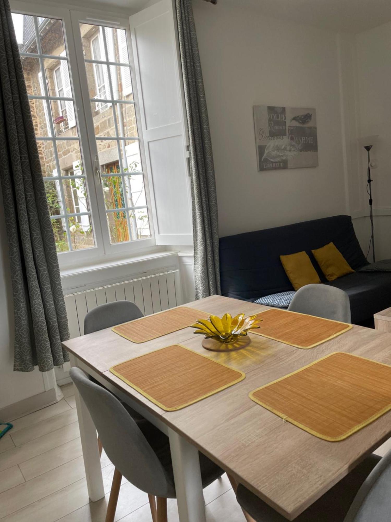Charmant Appartement T2 Plein Centre Ville Saint-Brieuc Exterior photo